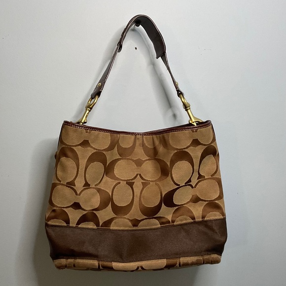 Coach Signature C Canvas Jacquard Brown / Tan Shoulder Bag GUC - Picture 1 of 12